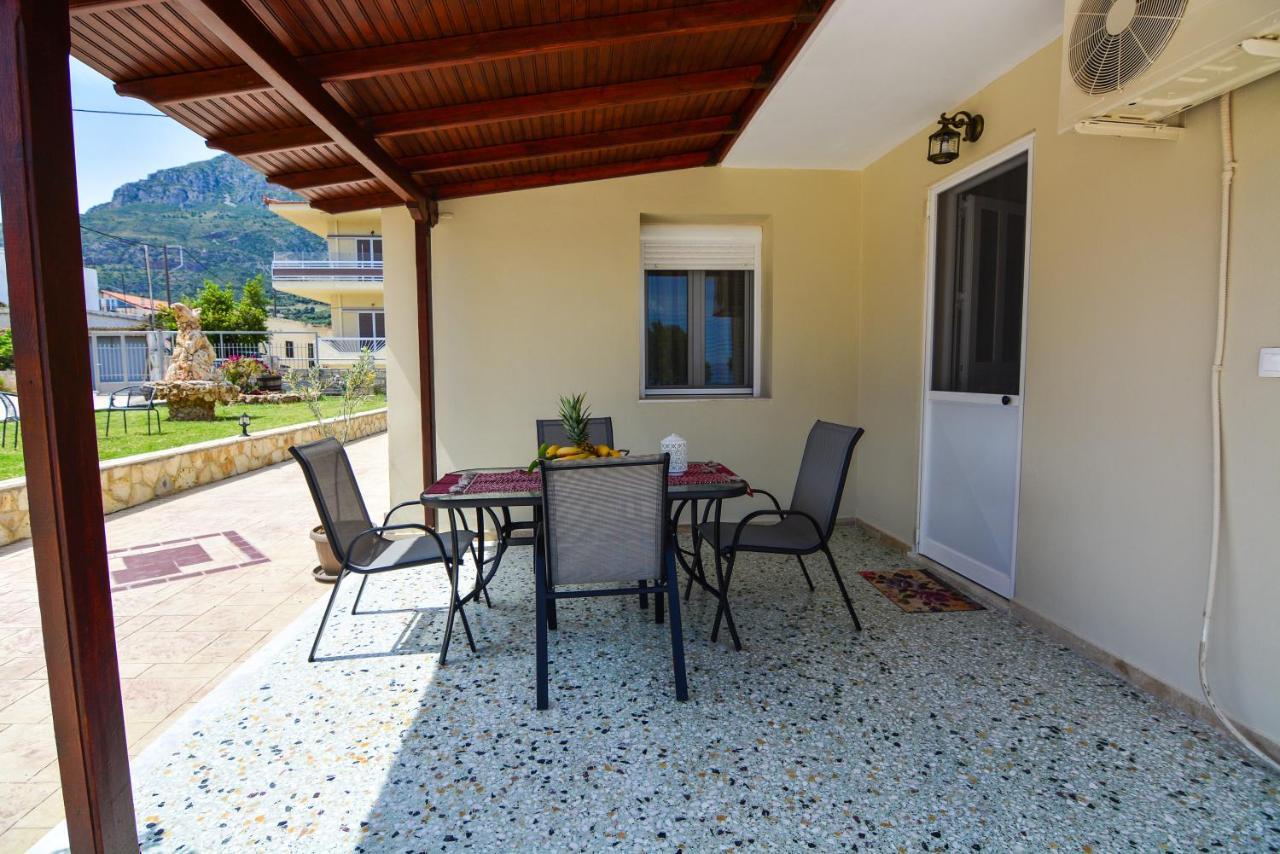 Olea Apartments Xylokastro Esterno foto