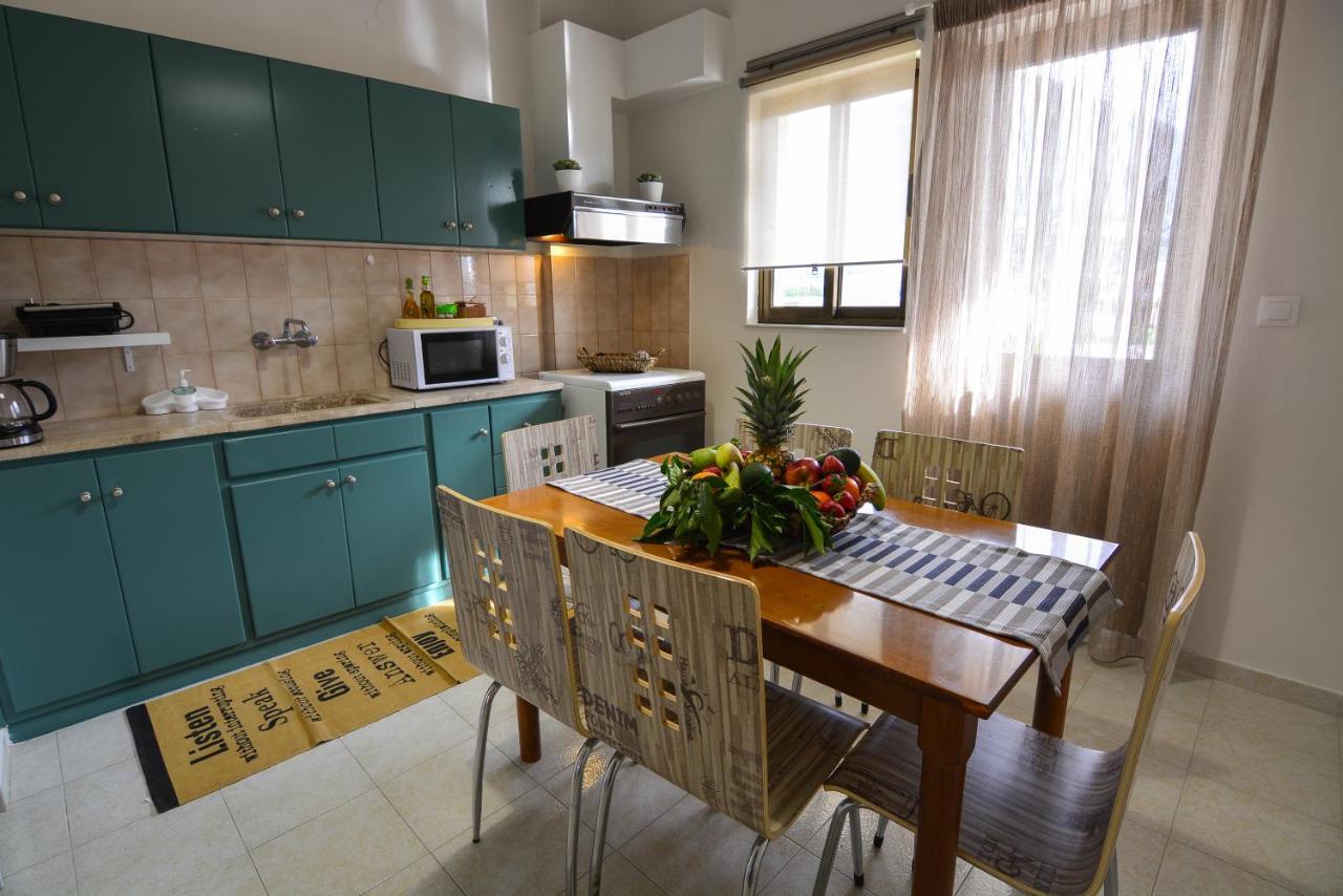 Olea Apartments Xylokastro Esterno foto